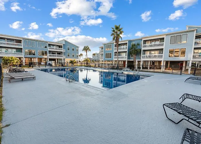 Holiday home Sea Oats B105 By Albvr - Pet Friendly - Balcony - Easy Access!