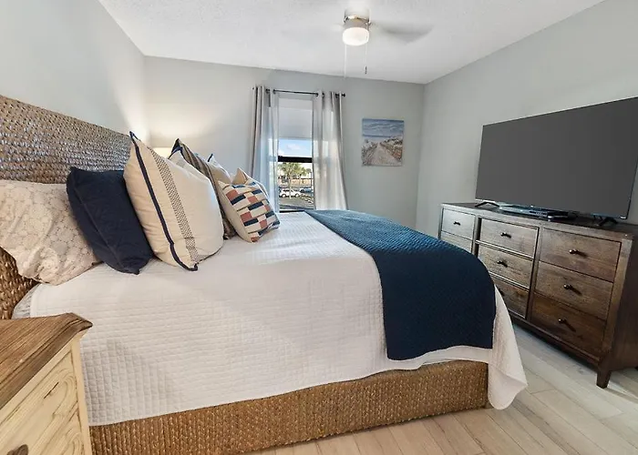 Holiday home Sea Oats B105 By Albvr - Pet Friendly - Balcony - Easy Access!
