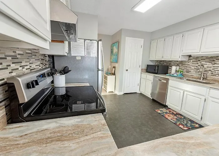 Holiday home Sea Oats B105 By Albvr - Pet Friendly - Balcony - Easy Access!