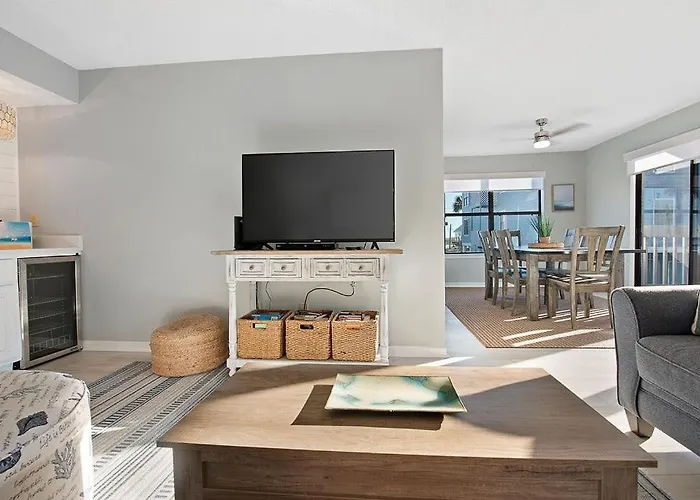 Sea Oats B105 By Albvr - Pet Friendly - Balcony - Easy Access! Holiday home Gulf Shores