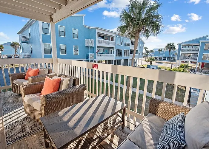 Sea Oats B105 By Albvr - Pet Friendly - Balcony - Easy Access!